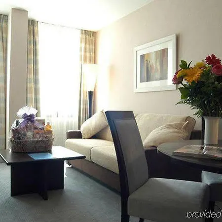 Adagio Mont-blanc Aparthotel 3*
